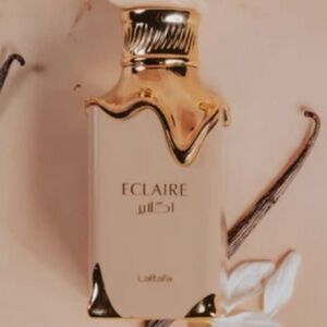 LATTAFA ECLAIRE Eau De Perfum 3.4 fl oz.